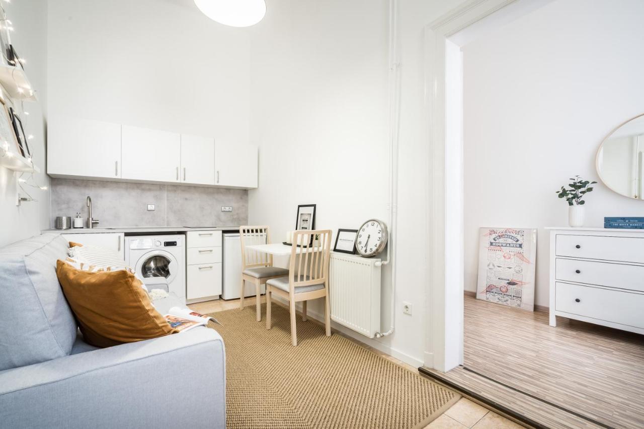 BpR Delia's Apartment Boedapest Buitenkant foto